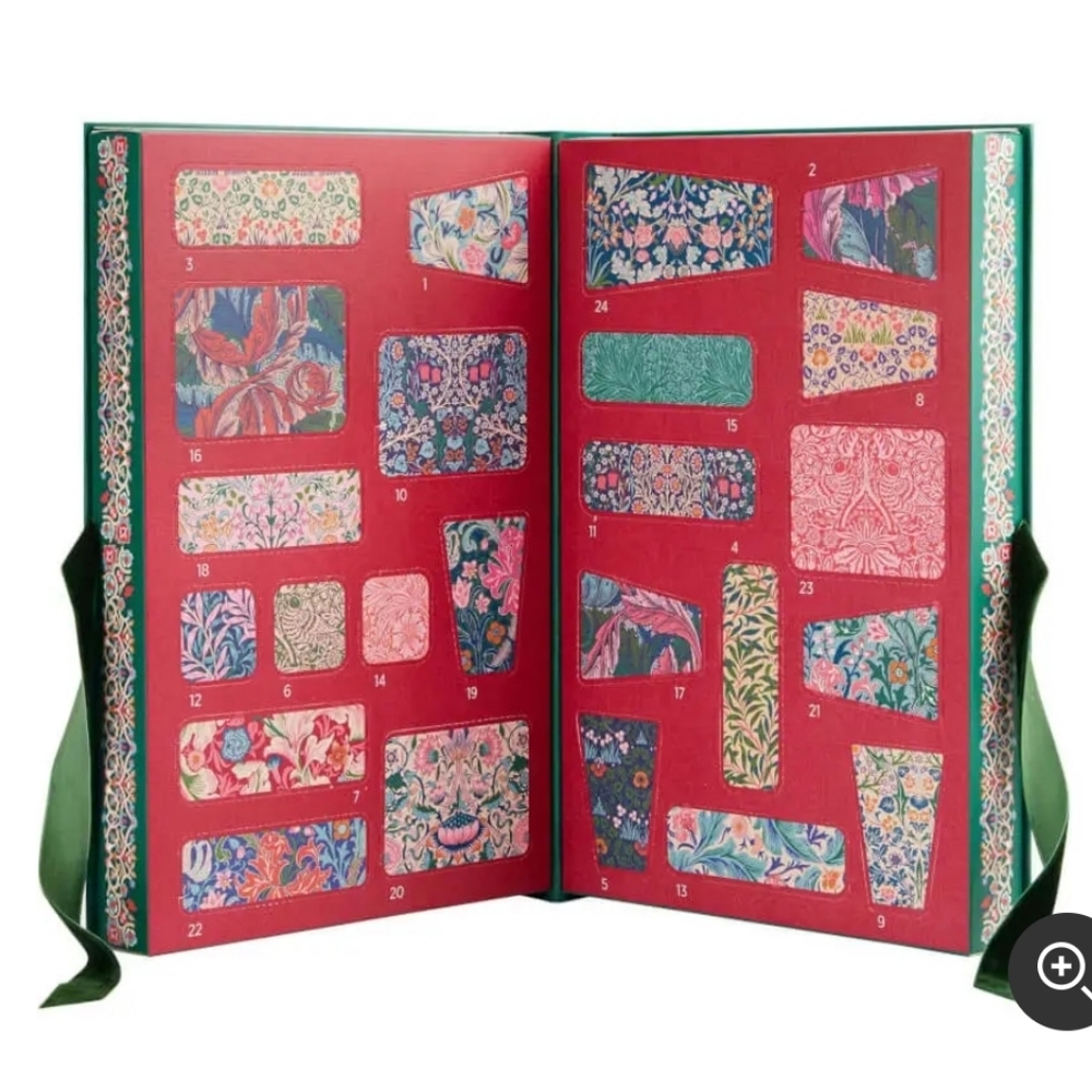 William Morris At HomeChristmas 2023 Peacock & Bird Advent C - Picture 2 of 16